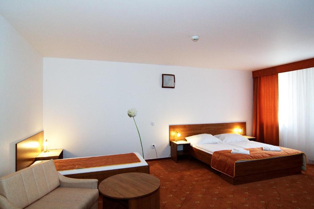 Hotel Pod Sluncem Trebiz Bilik gambar